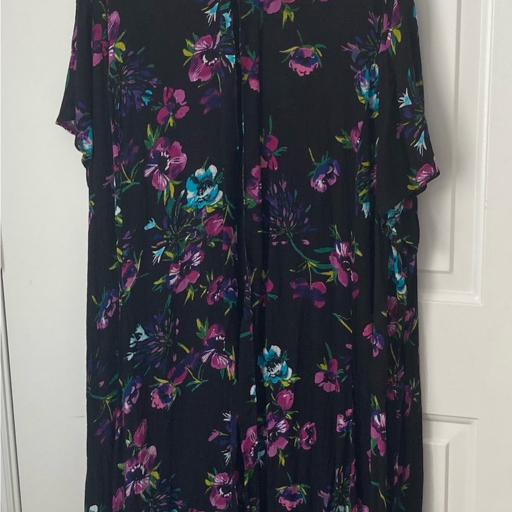 Woman within size 3X crinkle dress short sleeve with tie, black , multicolored